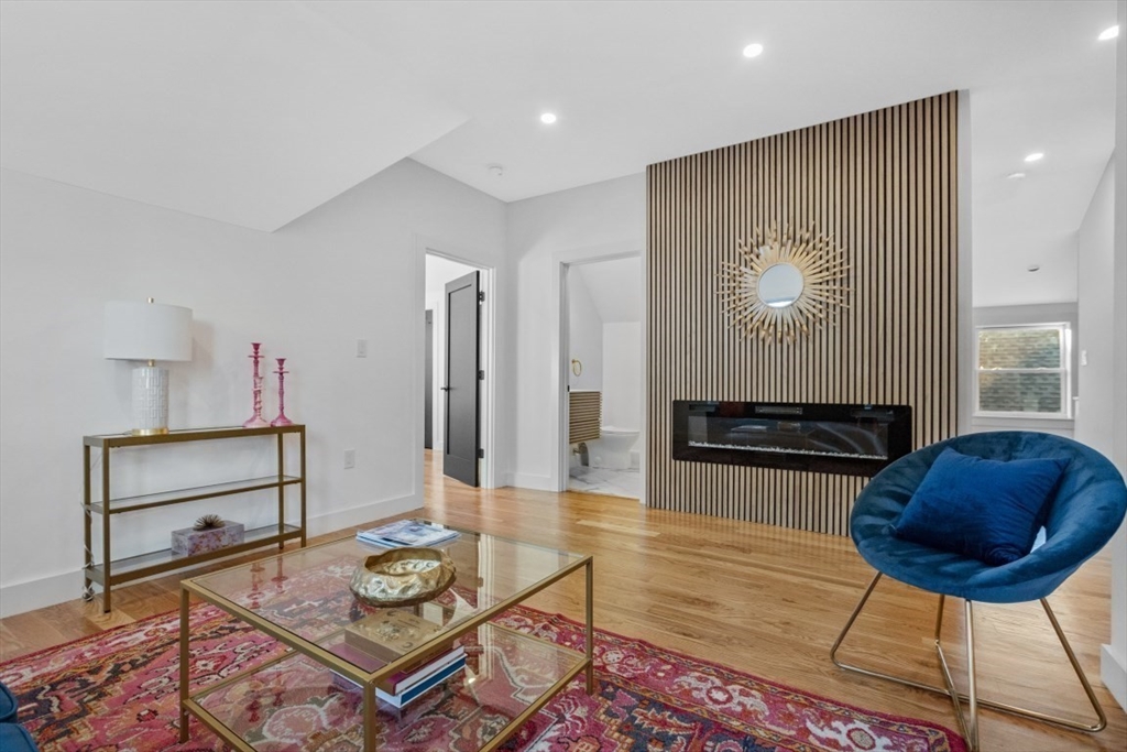 18 Windsor Rd # 2