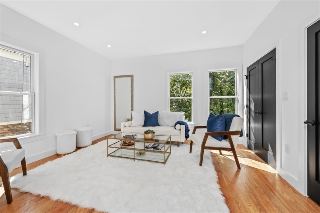 18 Windsor Rd # 2