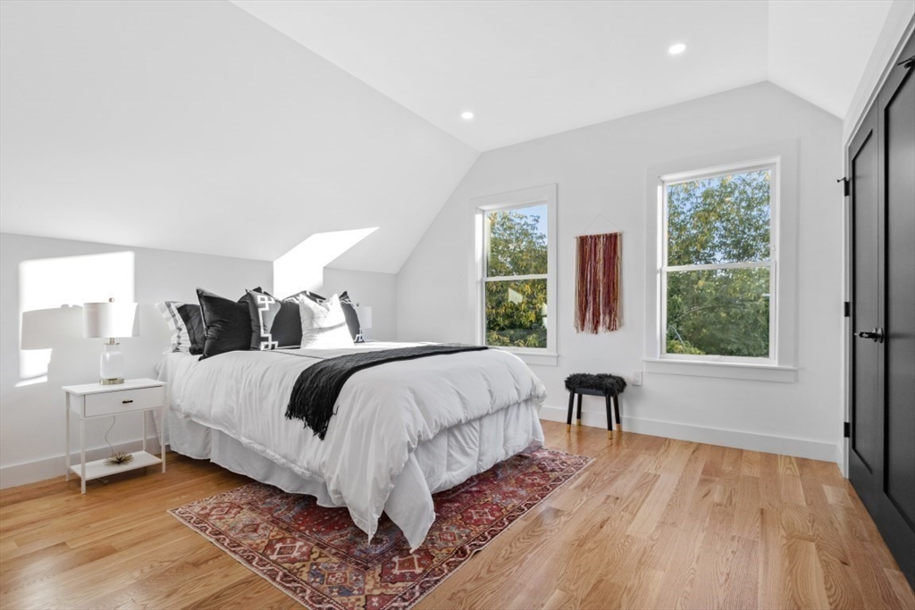 18 Windsor Rd # 2