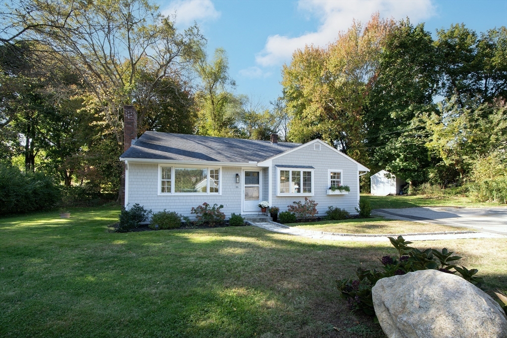 16 Locust Rd