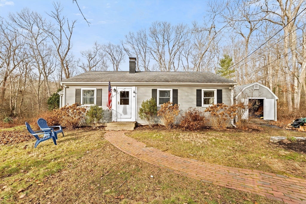 22 Eisenhower Ln