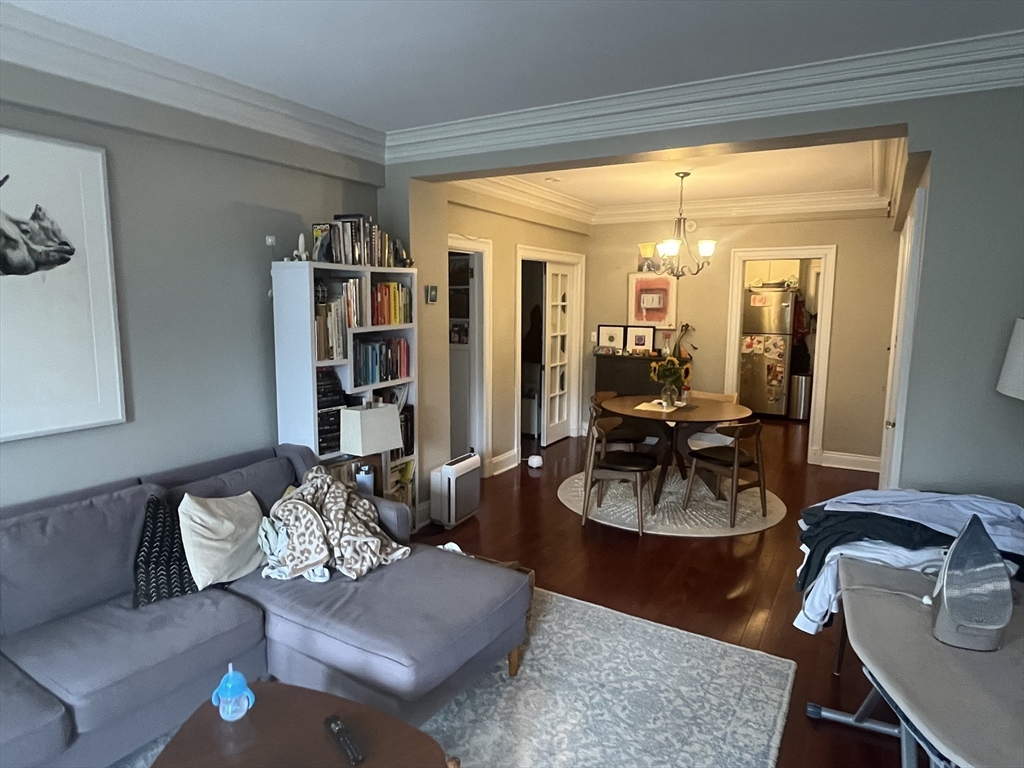 180 Commonwealth Ave # 12A