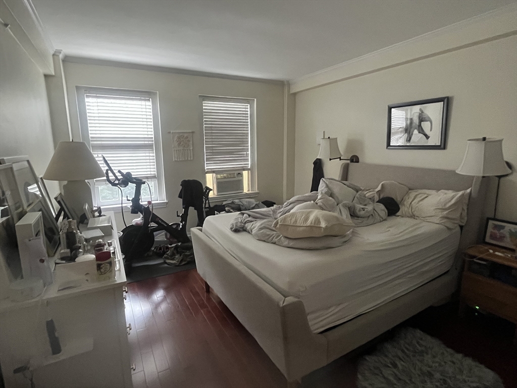 180 Commonwealth Ave # 12A