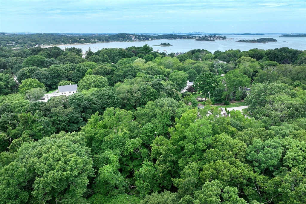 20 Old Colony Rd