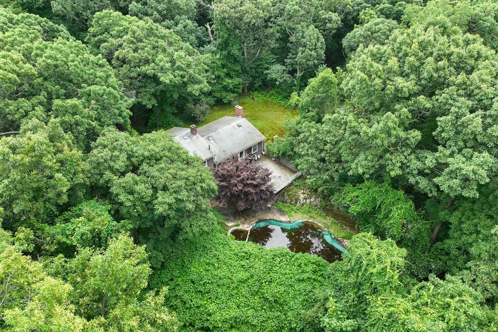 20 Old Colony Rd