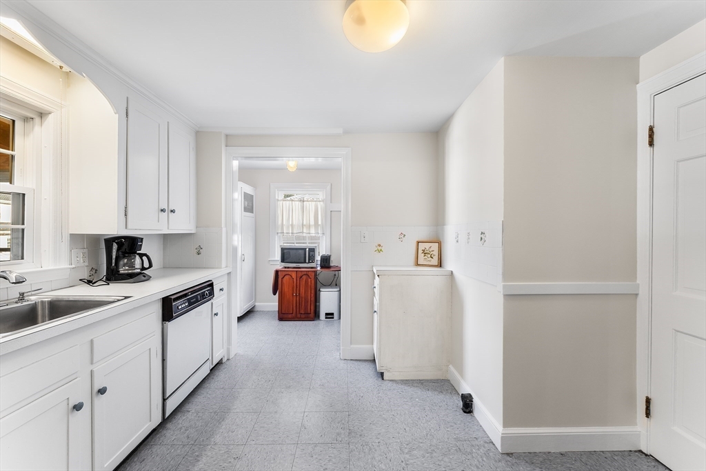 42 Jenness St