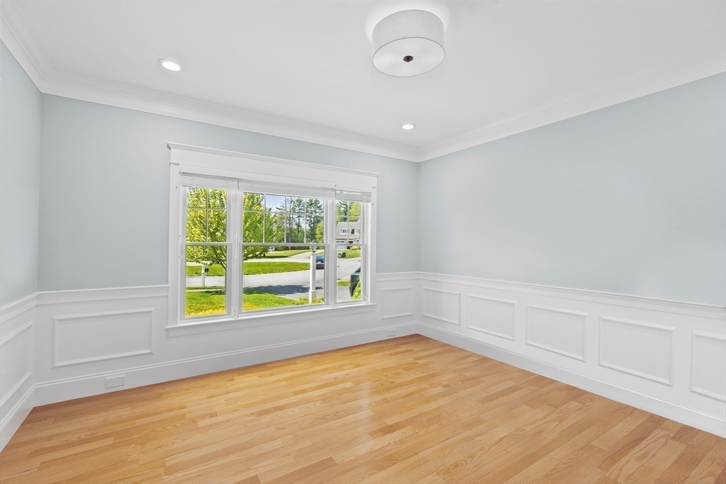 4 Studley Farm Rd