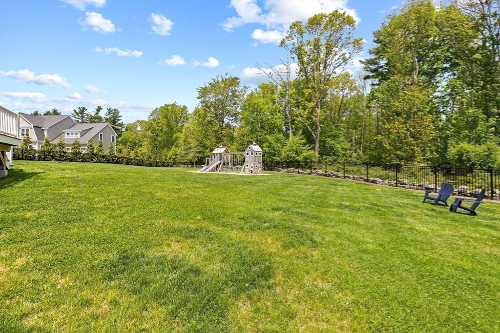 4 Studley Farm Rd