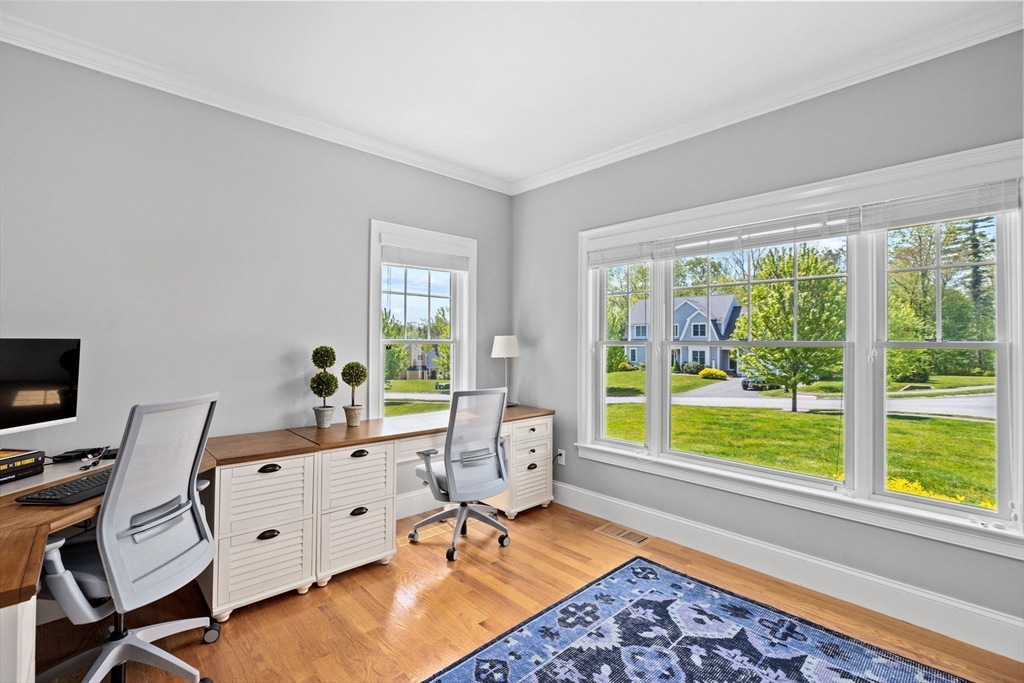 4 Studley Farm Rd
