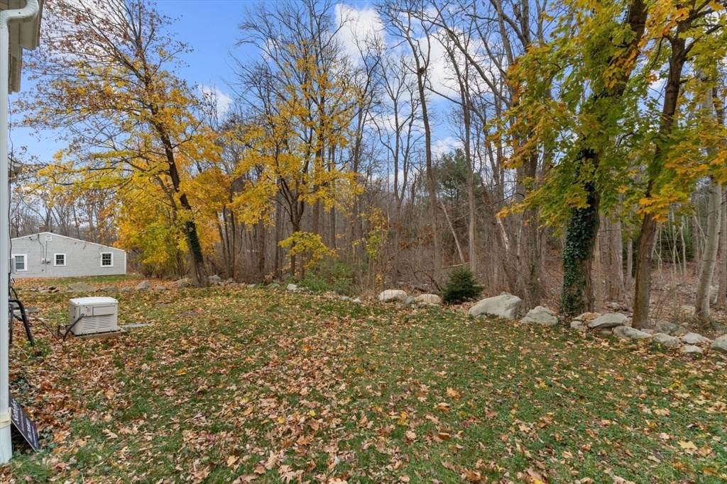 97 Booth Hill Rd