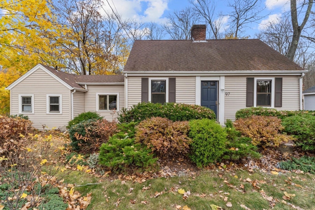 97 Booth Hill Rd