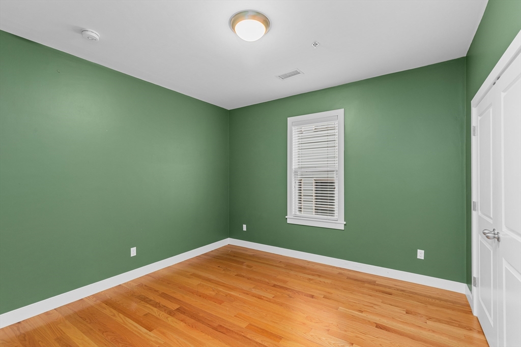26 Mount Vernon St # 2