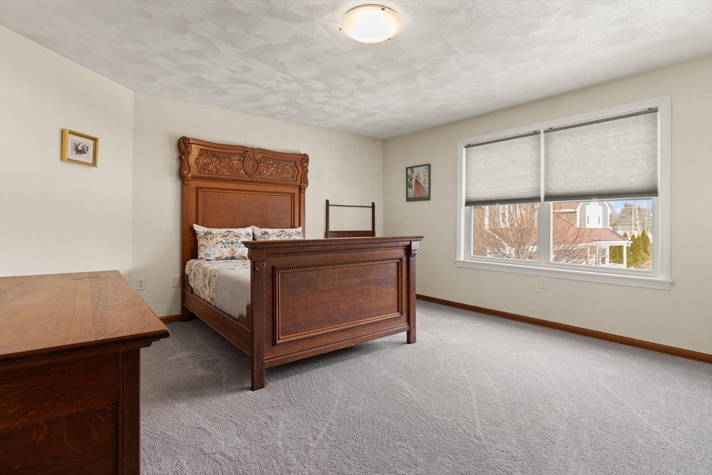 4 Evergreen Cir # 4