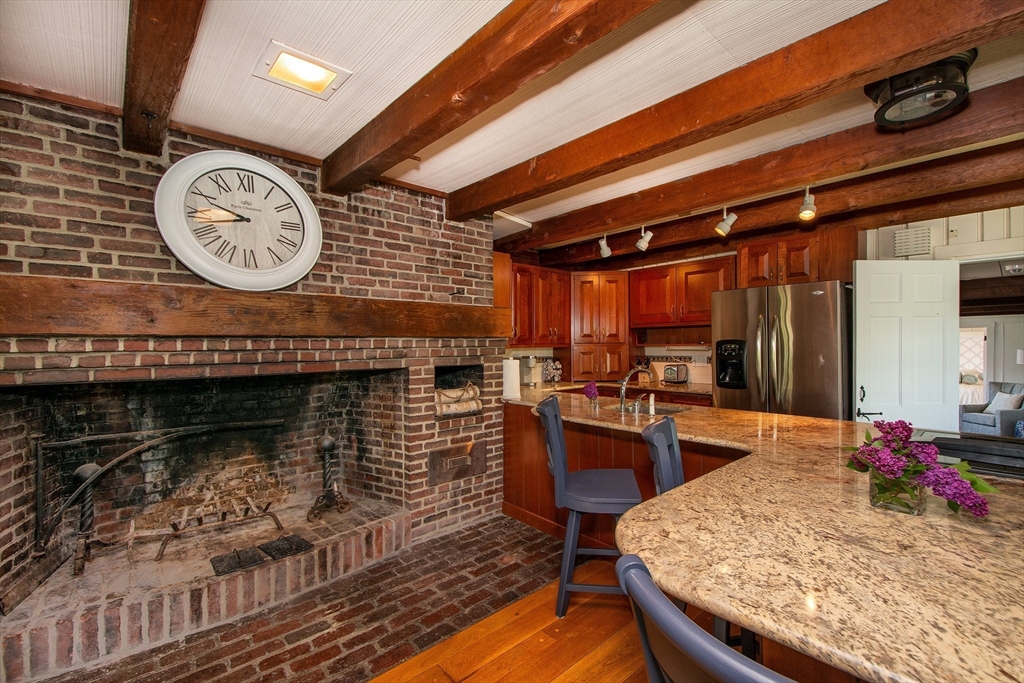 19 Hobart Lane Unit: JULY/AUG