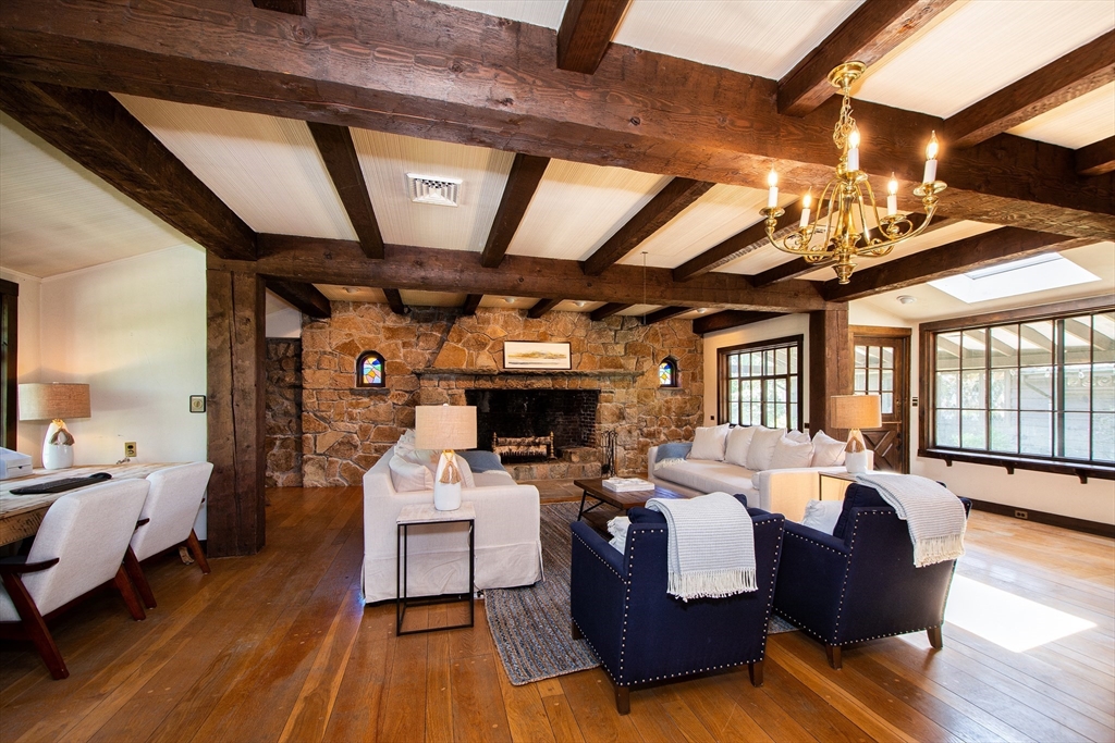 19 Hobart Lane Unit: JULY/AUG