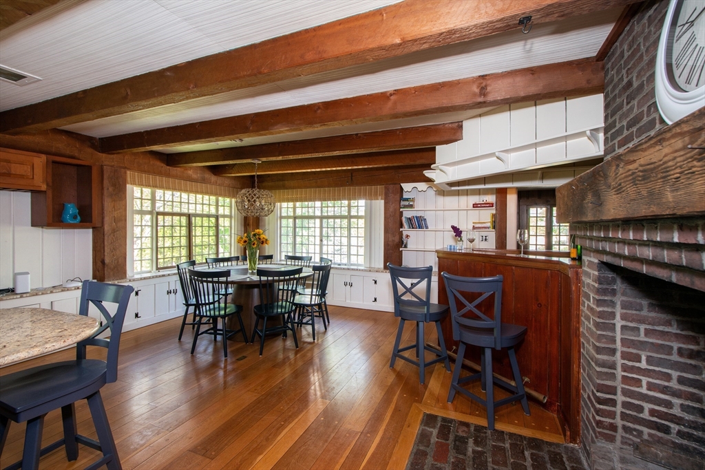 19 Hobart Lane Unit: JULY/AUG