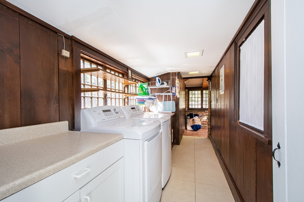 19 Hobart Lane Unit: JULY/AUG