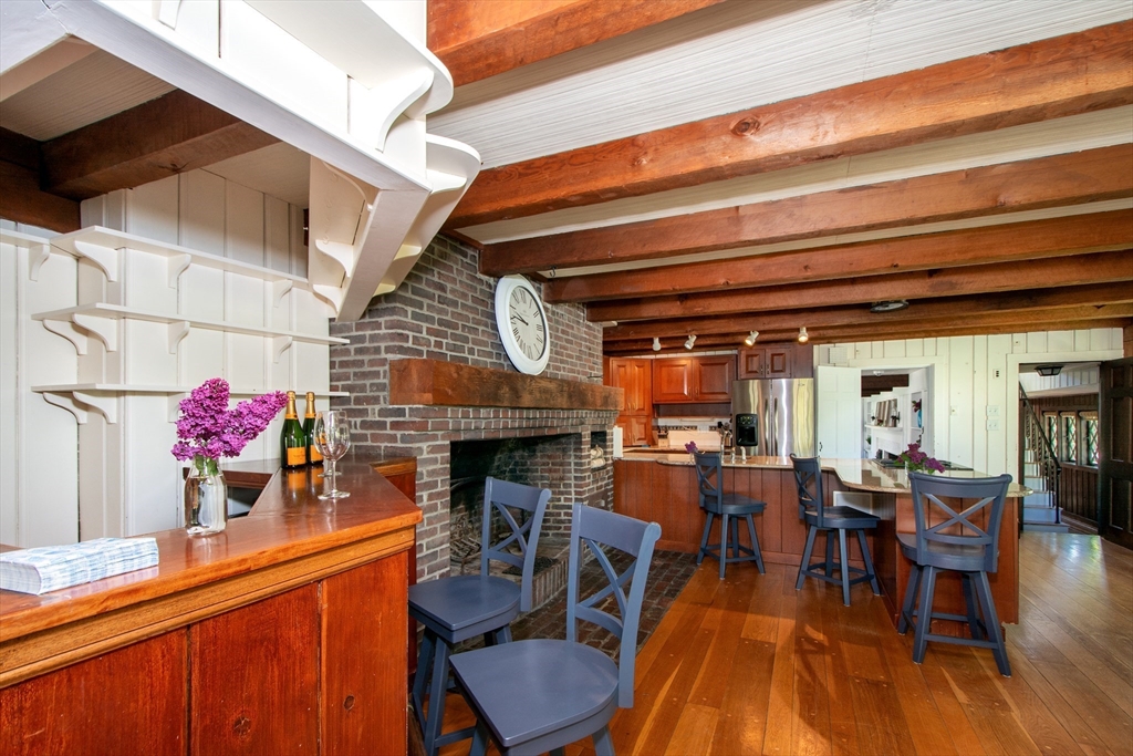 19 Hobart Lane Unit: JULY/AUG