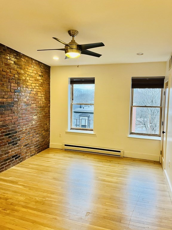 49 Fort Ave # 2
