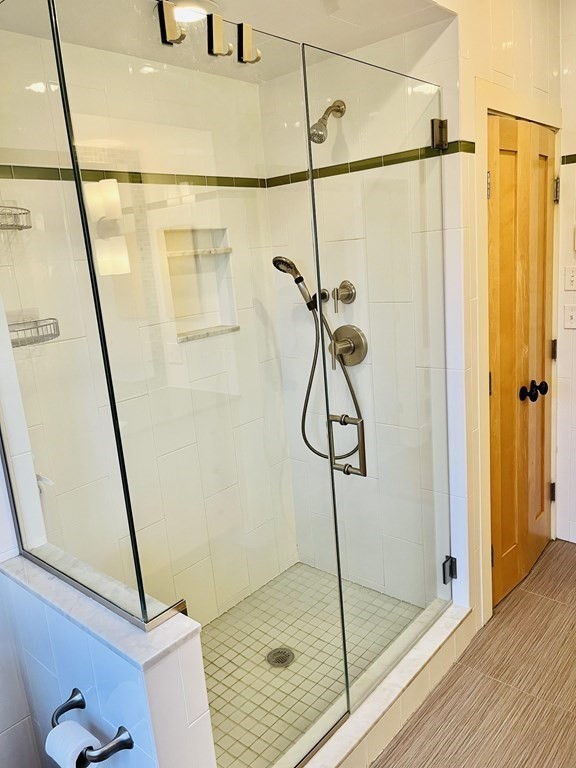 49 Fort Ave # 2