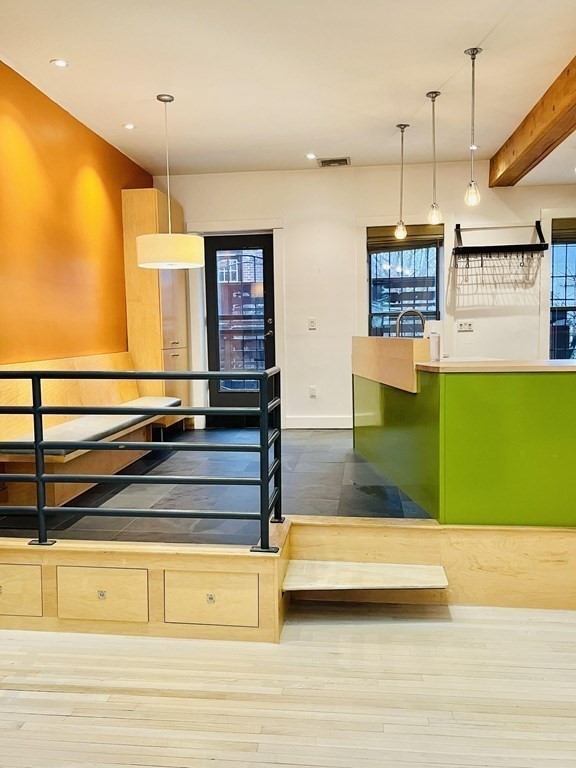 49 Fort Ave # 2