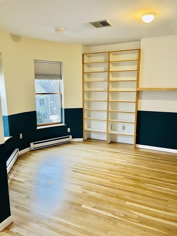 49 Fort Ave # 2