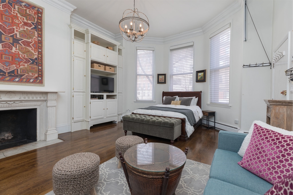 271 Beacon St # 1