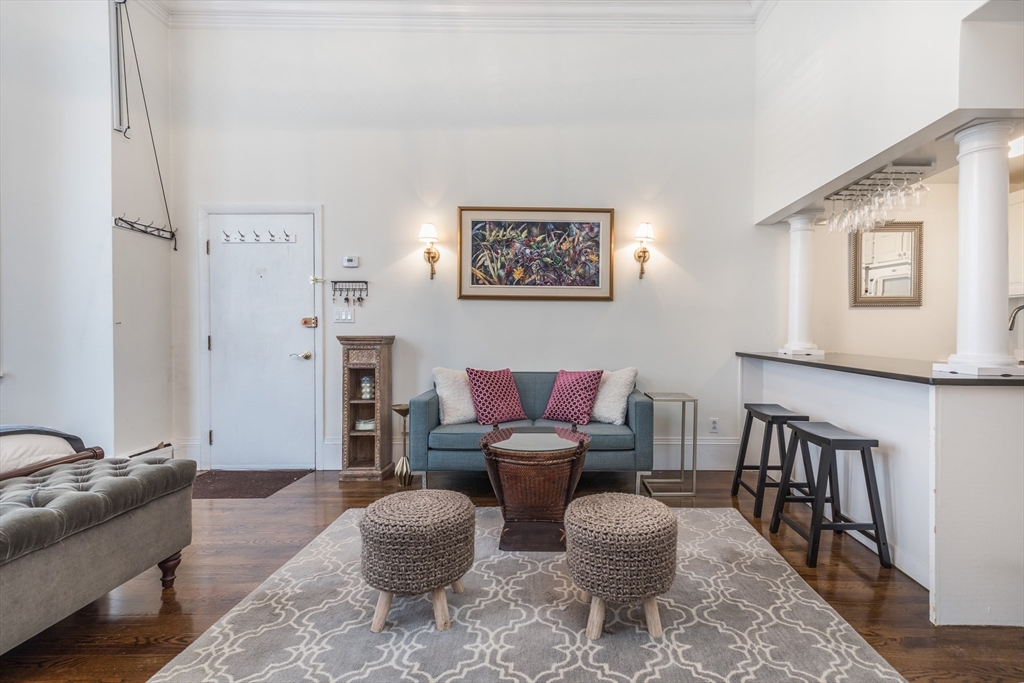 271 Beacon St # 1