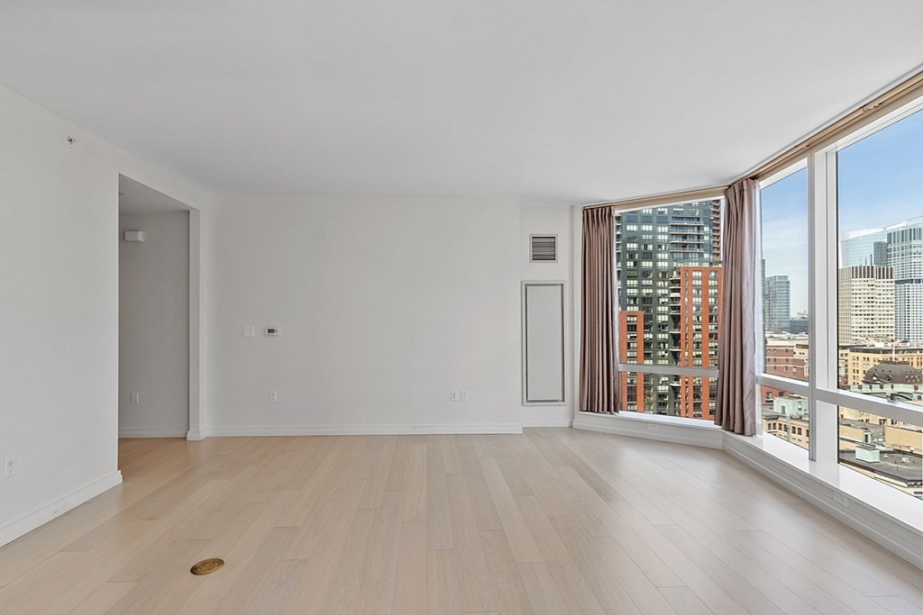 1 Franklin St # 2108