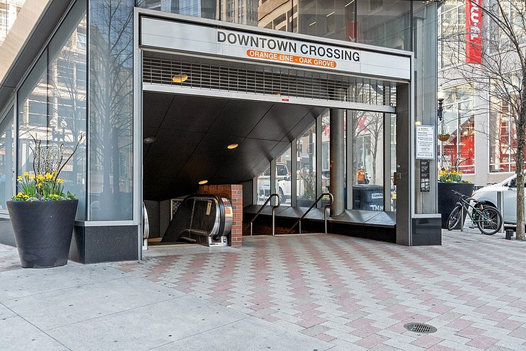 1 Franklin St # 2108