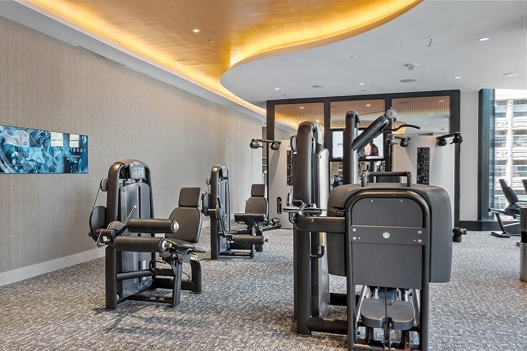 1 Franklin St # 2108