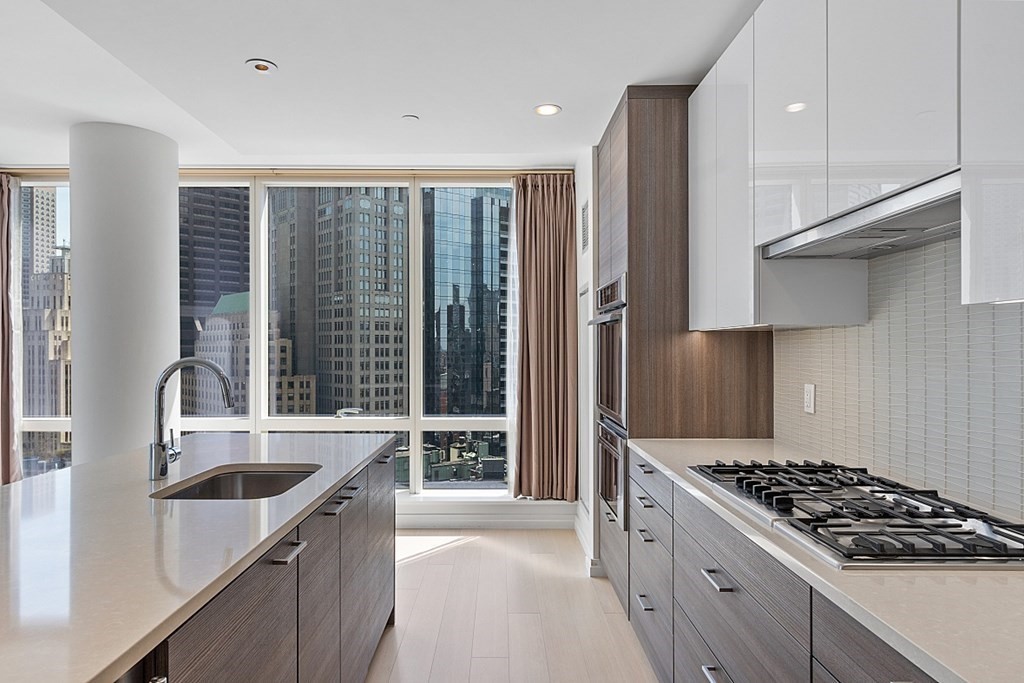 1 Franklin St # 2108