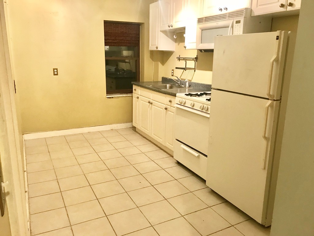 281 West Third St # 2