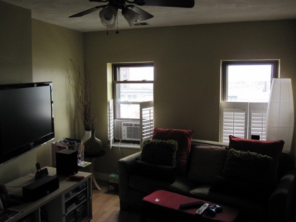 281 West Third St # 2