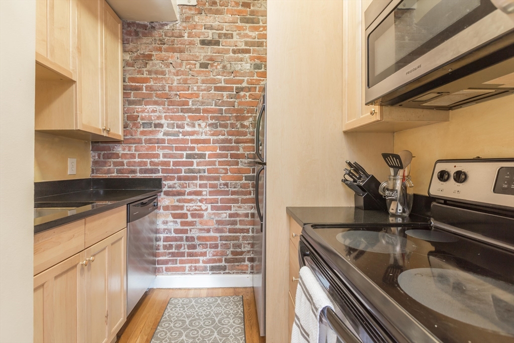 1750 Washington Street # 7