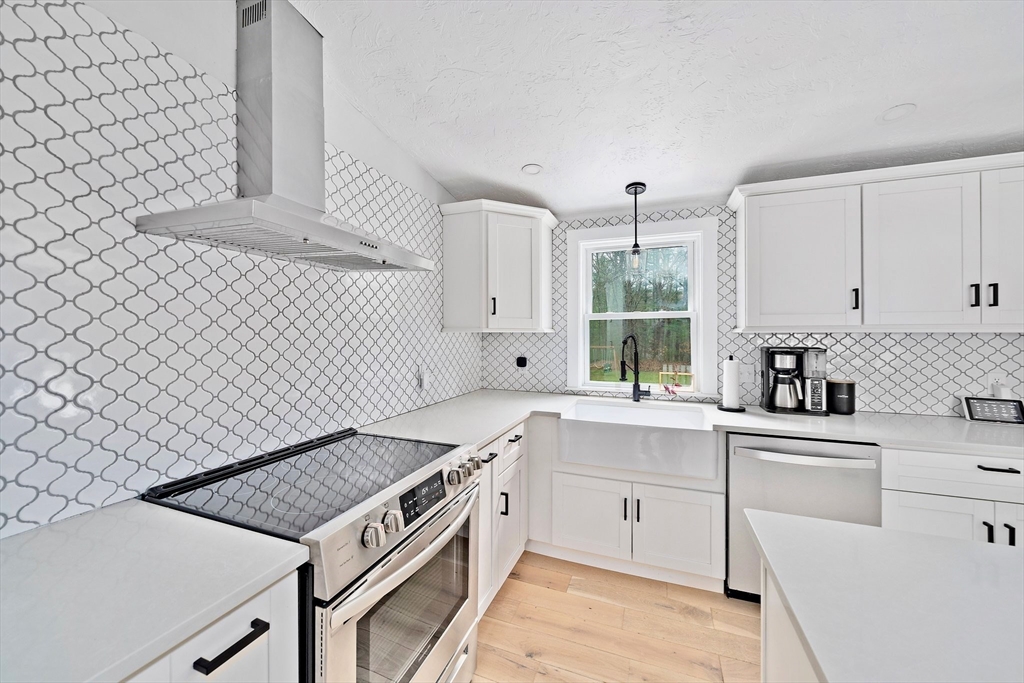 7 Birchwood Rd