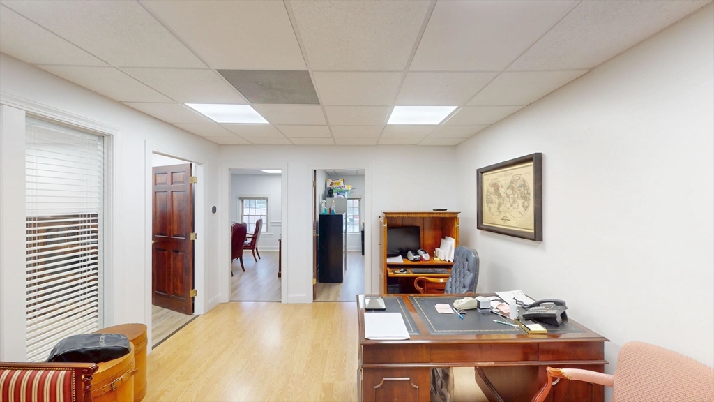 105 Chestnut St # 35