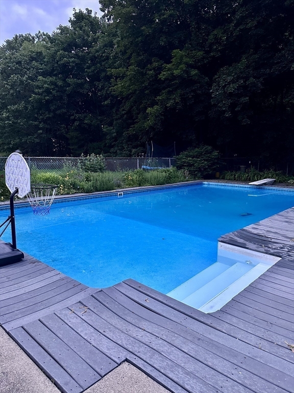 9 Orchard Drive