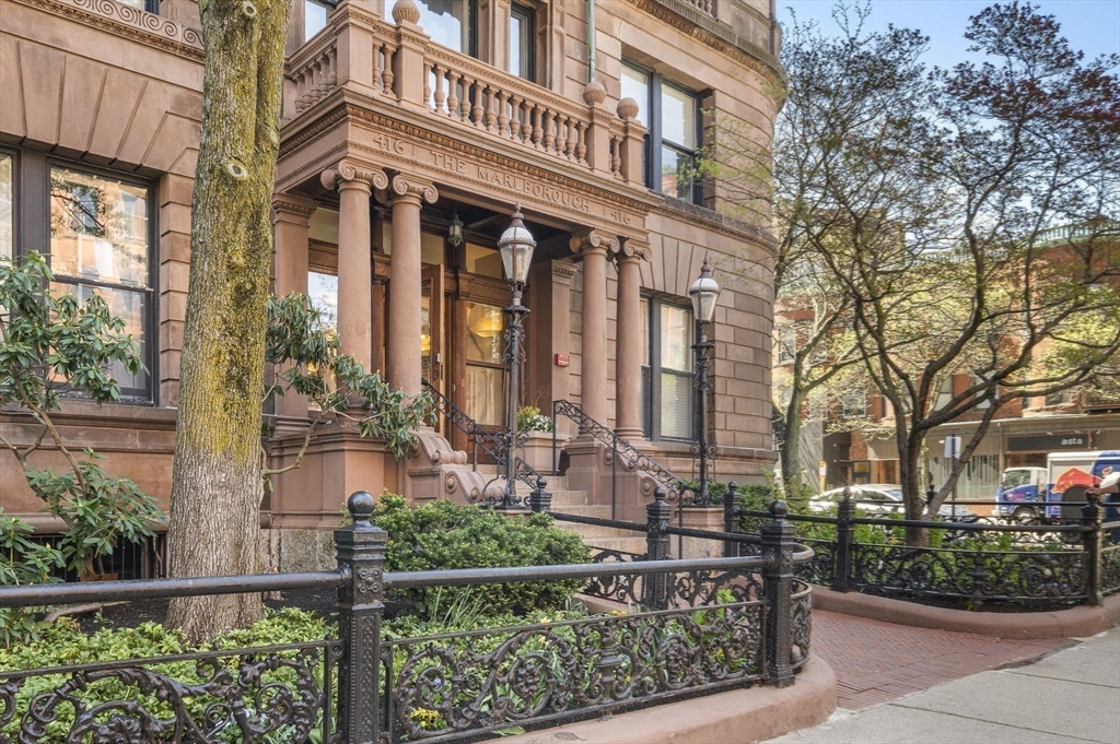 416 Marlborough St # 504