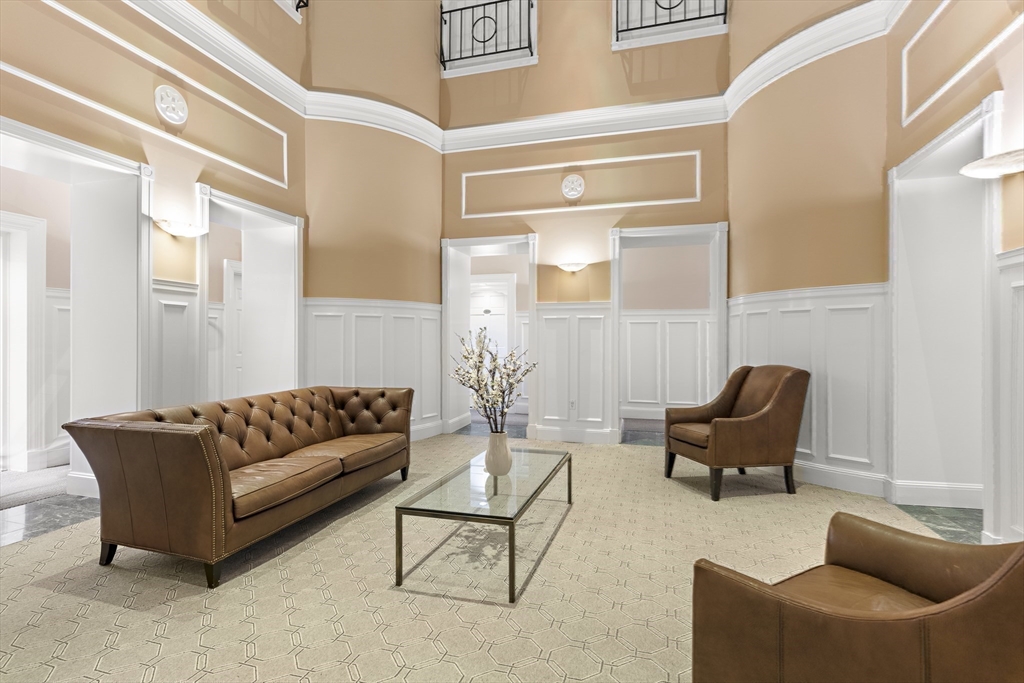 416 Marlborough St # 504