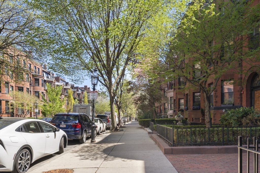 416 Marlborough St # 504