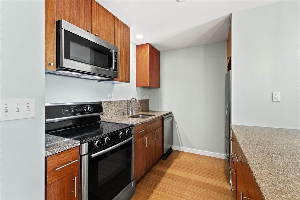 16 Miner Street # 301