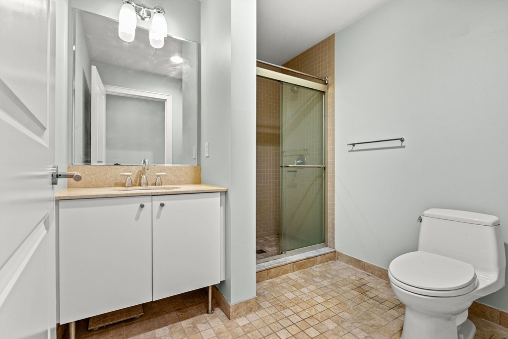 16 Miner Street # 301