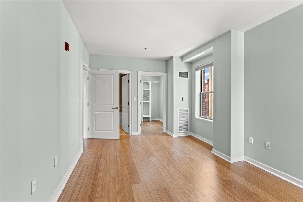 16 Miner Street # 301