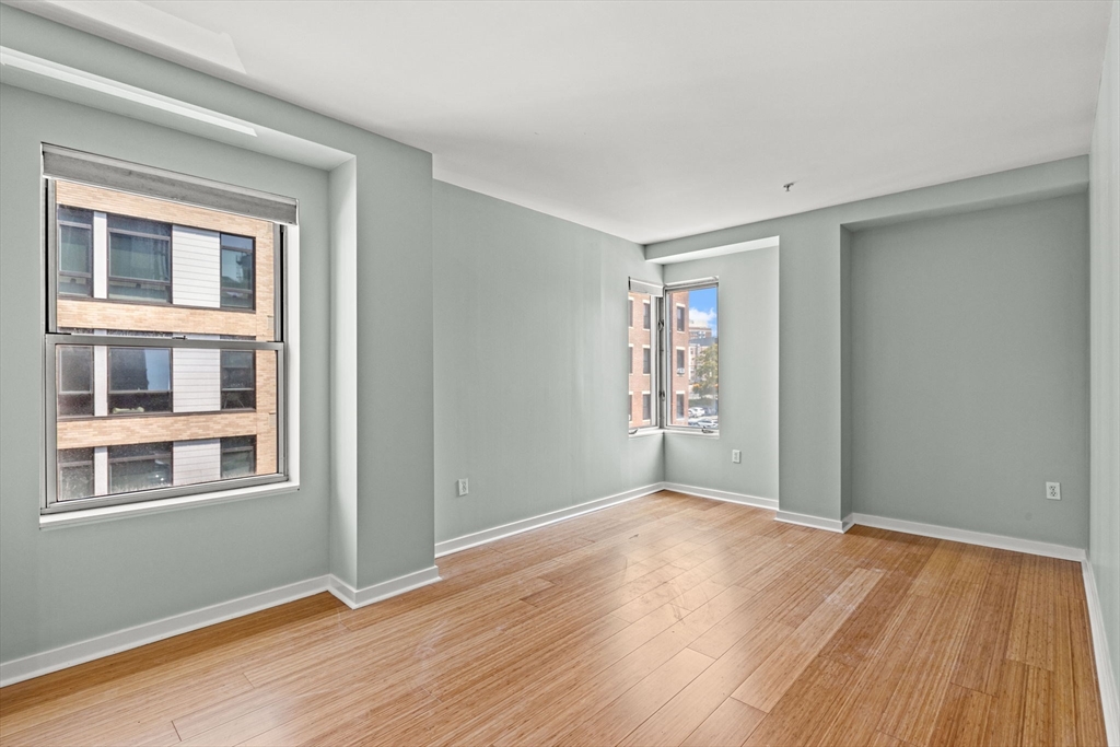 16 Miner Street # 301
