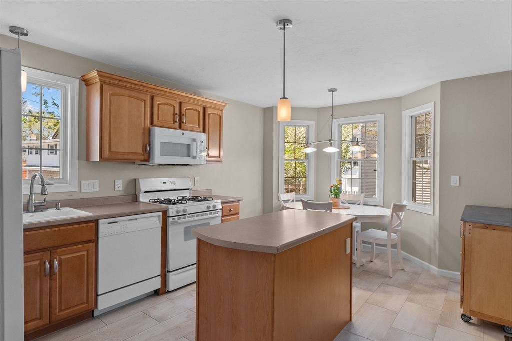 9B Victoria Garden # B
