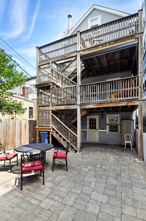 139 West Sixth St # 1