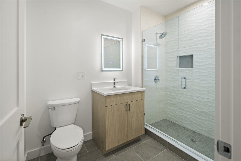 256 Dorchester St # 308