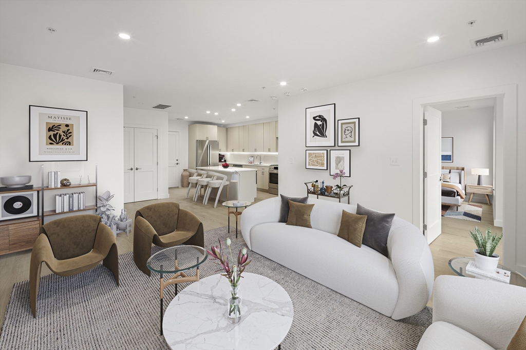 256 Dorchester St # 308