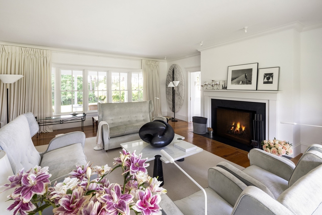 41 Cobbs Hill Road
